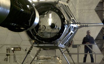 Siana inside a telescope mirror (c) Barbara Schaefer / Keck Observatory