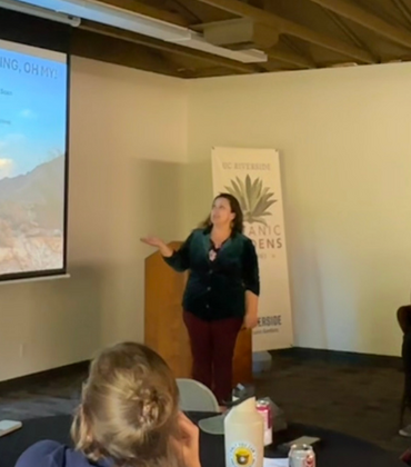 2026 NRS intern Claudina Evans giving her research presentation.